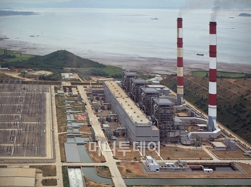 Ǽ Ʈ û(Vietnam Electricity)  146200޷ Ը(ȭ 15856,  ) ʴ Ʈ  縦 ߴ. Ǽ  Ʈ  źȭ¹ҿ   ȭ¹ .