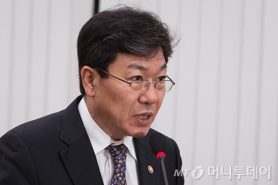 윤상직 산업통상자원부 장관 / 사진=뉴스1