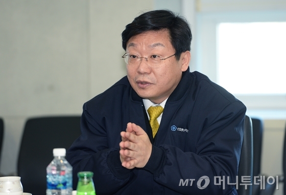 주형환 산업통상자원부 장관 / 사진제공=산업통상자원부