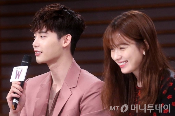 더블유2 이미지