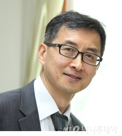 강두용 산업연구원 부원장