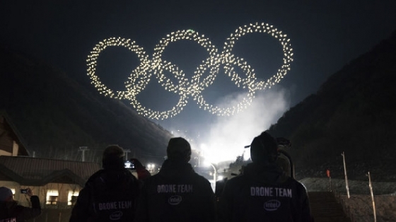 9일 열린 2018 평창 동계올림픽 개회식에서 드론으로 만들어진 오륜기. /사진=OSEN