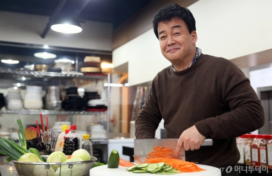 여자친구 은하가 존경하는 인물.gif | 인스티즈