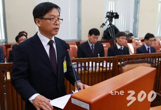 조해주 중앙선거관리위원 후보자가 9일 오전 서울 여의도 국회에서 열린 인사청문회에서 모두발언을 하고 있다. 이날 인사청문회는 자유한국당의 보이콧으로 선서와 모두발언만 받은 뒤 정회됐다./사진=이동훈 기자