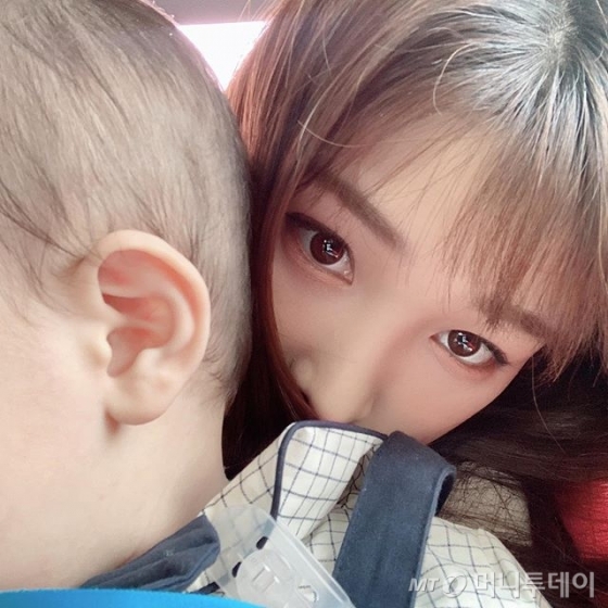 /사진=율희 인스타그램