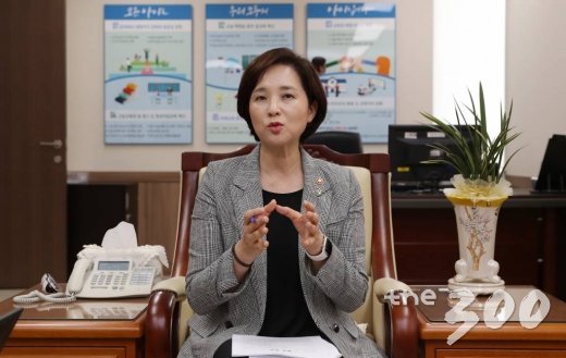 유은혜 부총리겸 교육부 장관 인터뷰 / 사진=김휘선 기자 hwijpg@