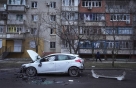 우크라 침공에 반도체난 다시 악화…"결국 자동차 가격 오를 것"