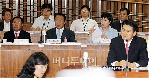 [사진]김태호후보 인사청문회 참석한 증인들