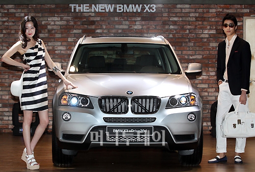 []BMW,   SAV 'X3'  