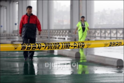 [사진]서울 호우경보...잠수교 보행·차량 통제 
