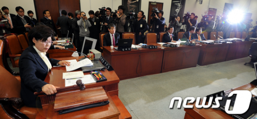 [사진]KBS 수신료 인상안...국회 문방위 급제동