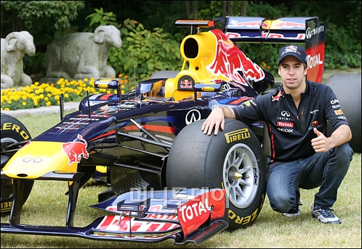 [] F1 ӽ 'RB7' 