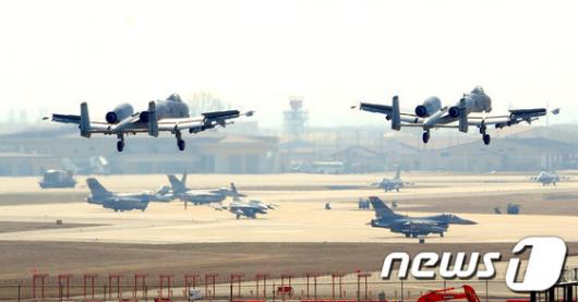 [사진]착륙하는 A-10 공격기