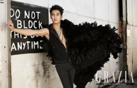 김수현, 블랙 시크 룩