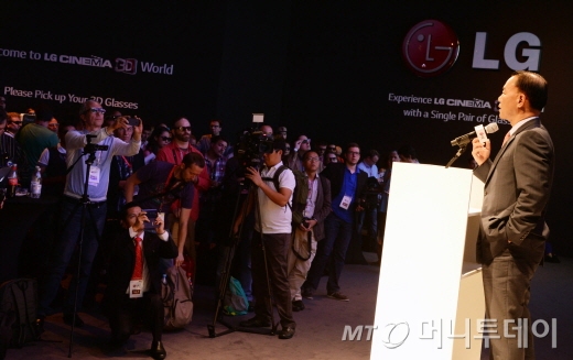 [사진]'IFA2013' LG전자 부스에 쏠린 '뜨거운 관심'