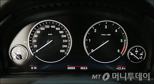 []BMW  X5  ' '