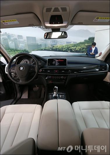 []BMW  X5  ' ǳ'