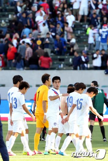 [사진]한국, 미국에 또 0-2 완패