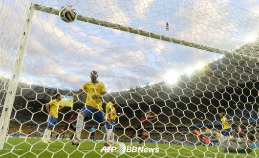 [사진]브라질 '비극의 서막'! 독일의 첫 골