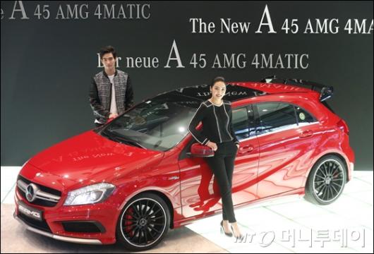 []'Ƽ '    A 45 AMG 4MATIC 
