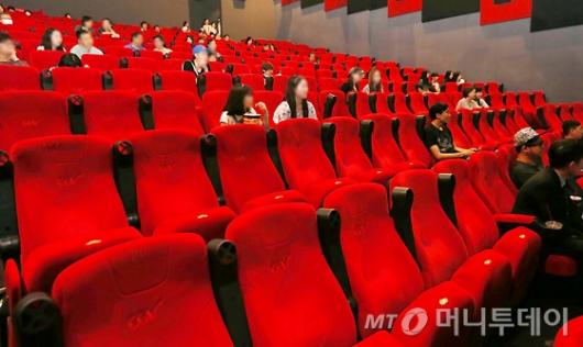[사진]메르스 공포에 텅 빈 극장