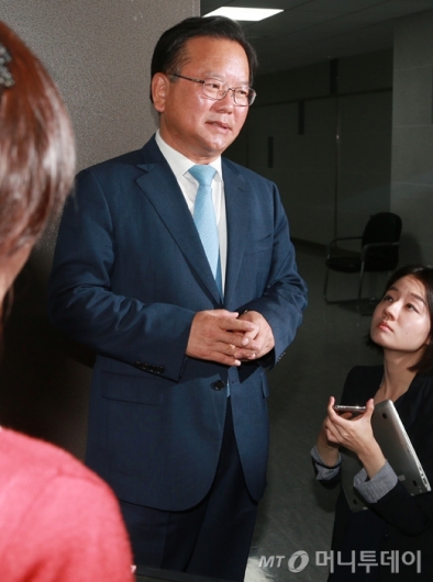 [사진]행자부 장관 지명된 김부겸 민주당 의원