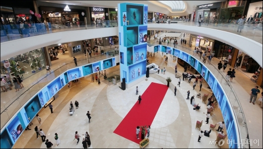 [사진]국내 첫 쇼핑테마파크 '스타필드 고양' 오픈!