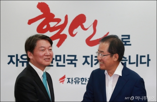 [사진]자유한국당 찾은 안철수 대표