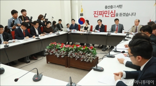 [사진]한국당 방송장악 피해지원특위...김세의·배현진 참석
