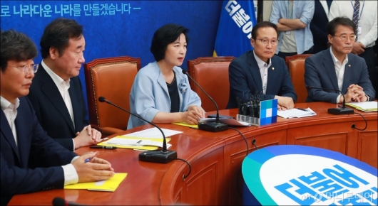 [사진]고위당정청 개최...'일자리 대책' 등 논의
