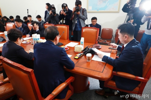 [사진]정치개혁특위, 선거제 개편 논의 시작