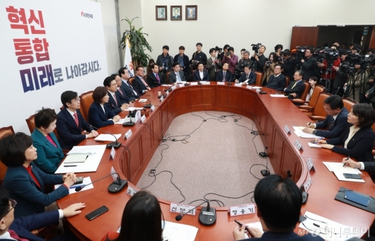 [사진]자유한국당 최고위원·중진의원 연석회의