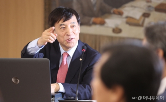 [사진]금통위 주재하는 이주열 한국은행 총재