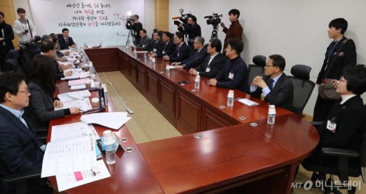 [사진]공천신청자 면접 돌입한 한국당