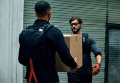 허리 파괴 알바에 직원들 '추노'…<br>이것 입혔더니 "놀랍다" 만족