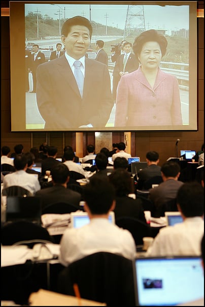 정상회담 취재,열기는 있지만 흥분은 없어