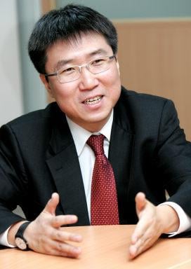 장하준 "이명박정부 7% 성장,쉽지 않다"
