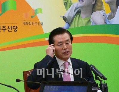 신당 "정부개편안, 방향은 잘 잡았다"