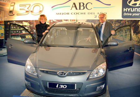  帮 ABC Ź    2008   ûĿ ȣ ν    i30 Բ Կ ϰ ִ.