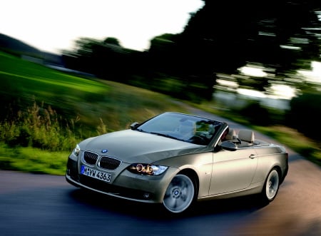 BMW 3ø ͺ, Լ ְ   - Ӵ