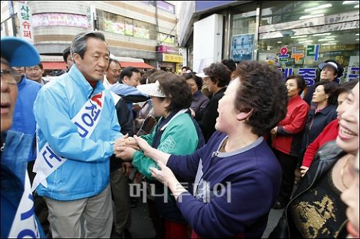 [사진]정몽준 후보 "열심히 하겠습니다!"