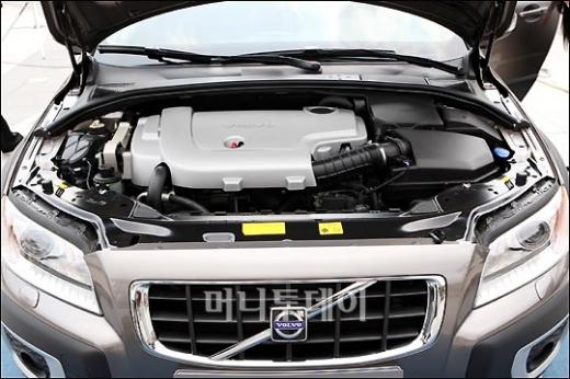 [사진]볼보,프리미엄 MUV 'All-New XC70 D5' 출시