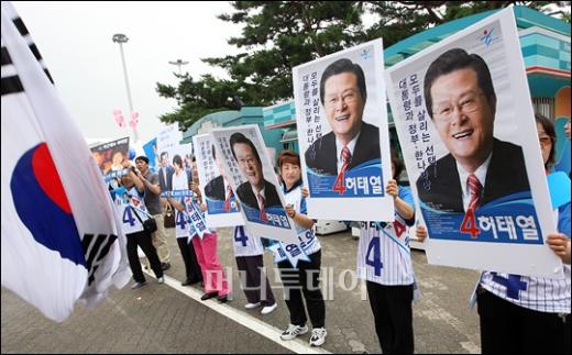 [사진]'긴장감 고조' 한나라당 전당대회