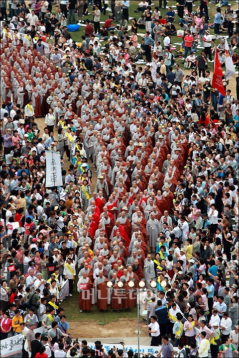 [사진]'시국법회' 여는 스님들