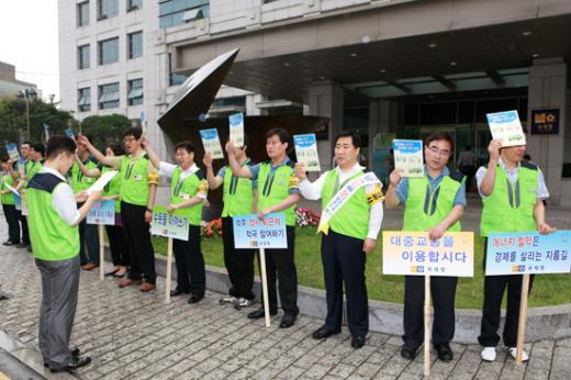 국세청 '승용차 홀짝제' 오늘부터 시행