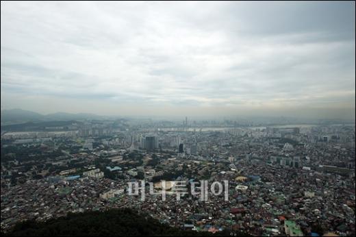 [사진]먹구름 덮친 서울하늘