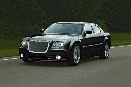 ↑ 크라이슬러 '300c SRT8'