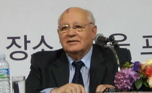 ↑ 미하일 고르바초프 전 소비에트연방 대통령