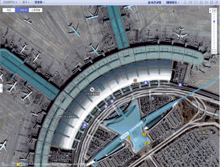 ↑ 다음이 공개한 항공사진 '스카이뷰' 모습. 사진은 인천공항을 촬영한 항공사진이다.
