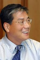 황영기 "5~10년 후 고민하며 방향 잡아야"